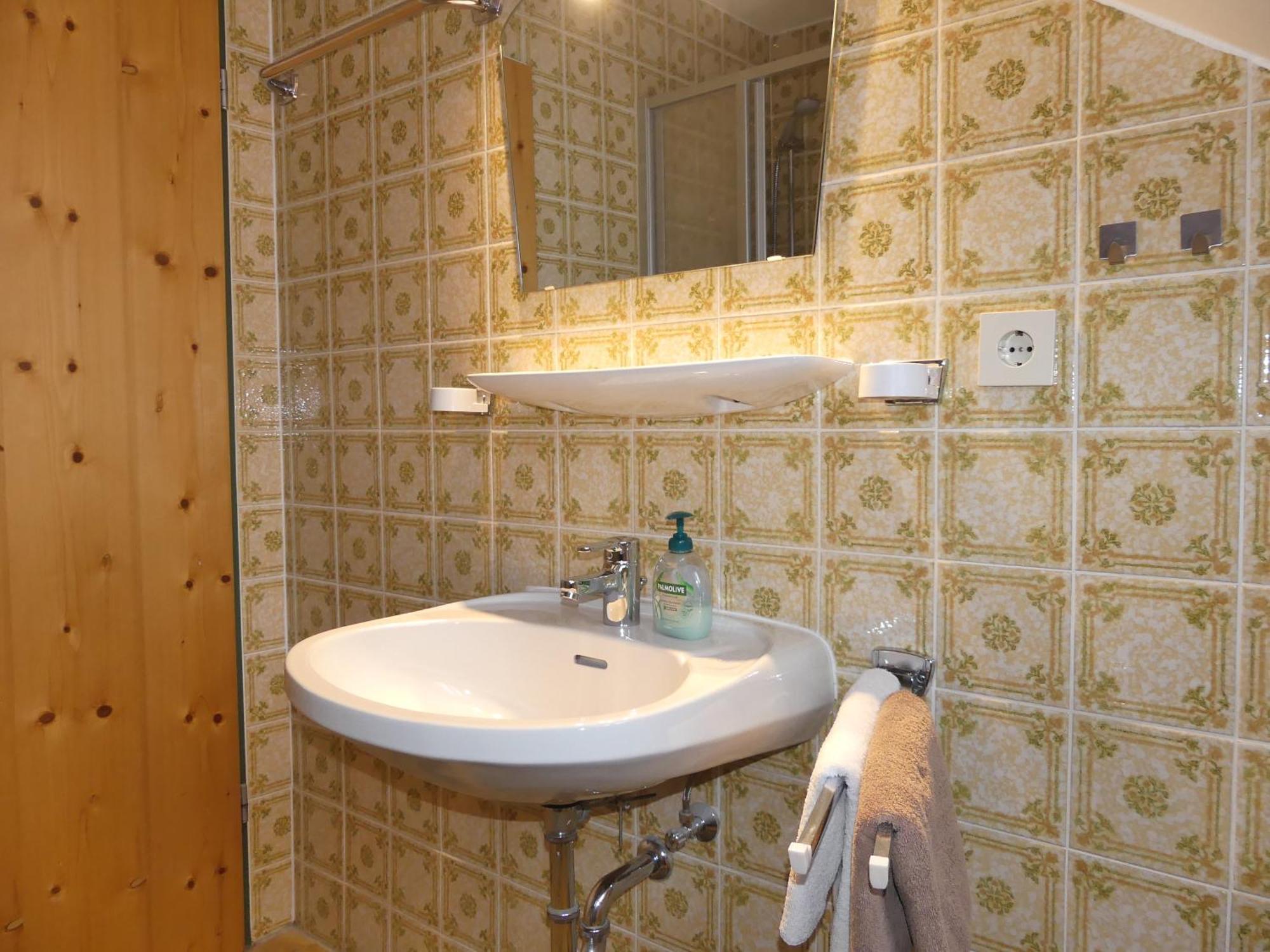 Haus Spornitz Ferienwohnung Mittenwald Bagian luar foto
